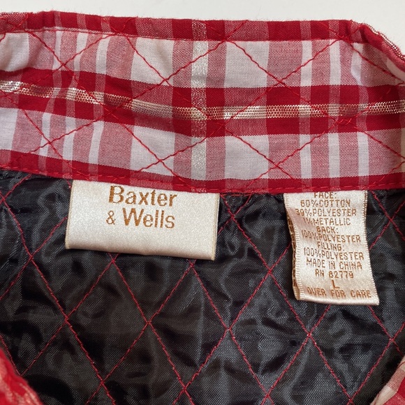 Baxter and Wells Quilted Vest - Picture 2 of 5